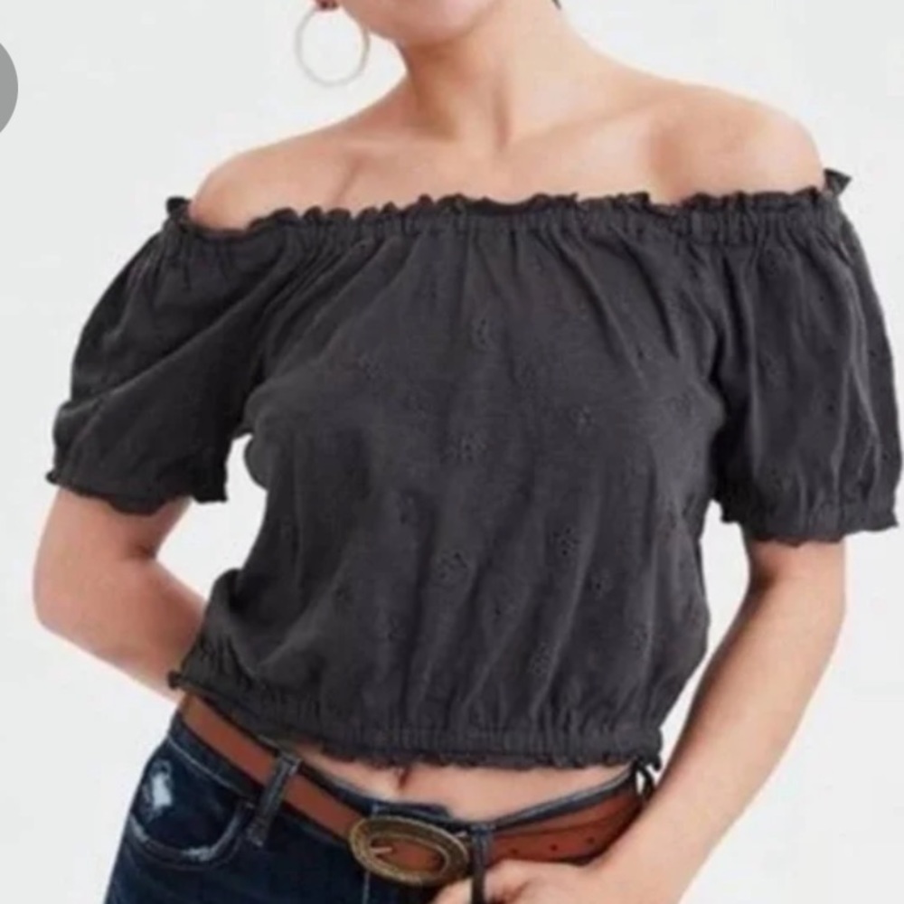 American Eagle Off the Shoulder Grey Eyelet Top. Size XS